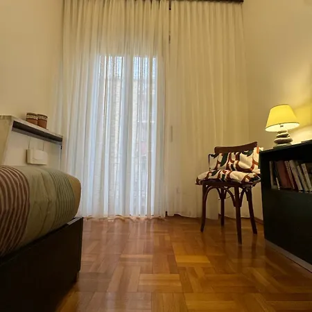 La Grande Casa Di Malpensa - *