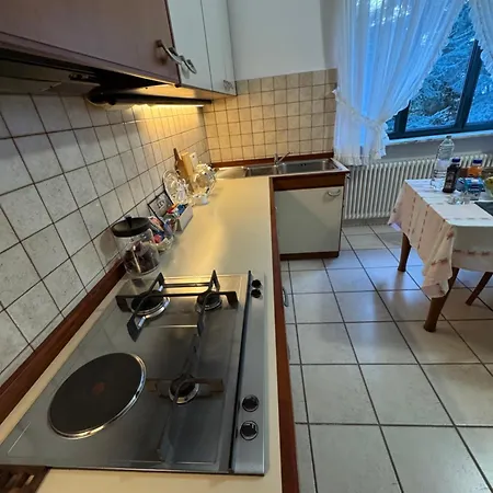 La Grande Casa Di Malpensa - *